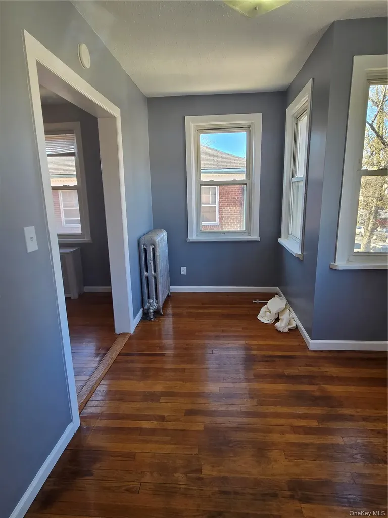 4253 157th Street Flushing NY 11355