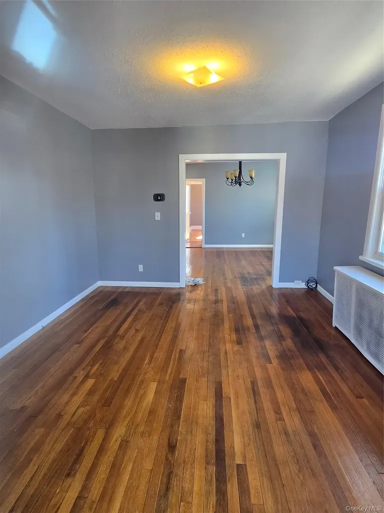 4253 157th Street Flushing NY 11355