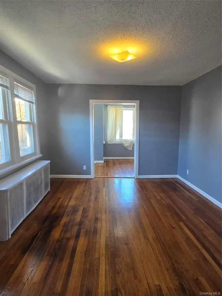 4253 157th Street Flushing NY 11355