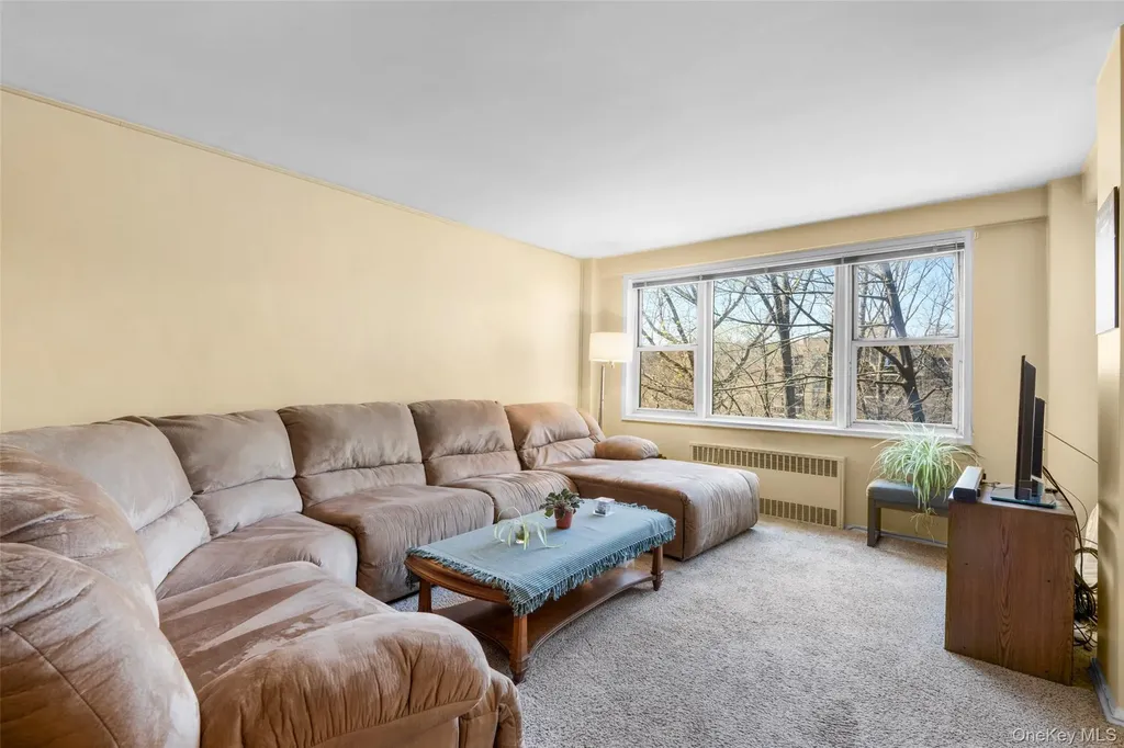 1 Washington Square Larchmont NY 10538