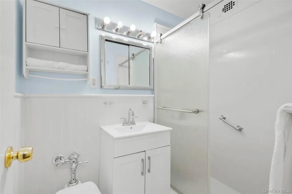 1 Washington Square Larchmont NY 10538