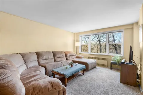 1 Washington Square Larchmont NY 10538
