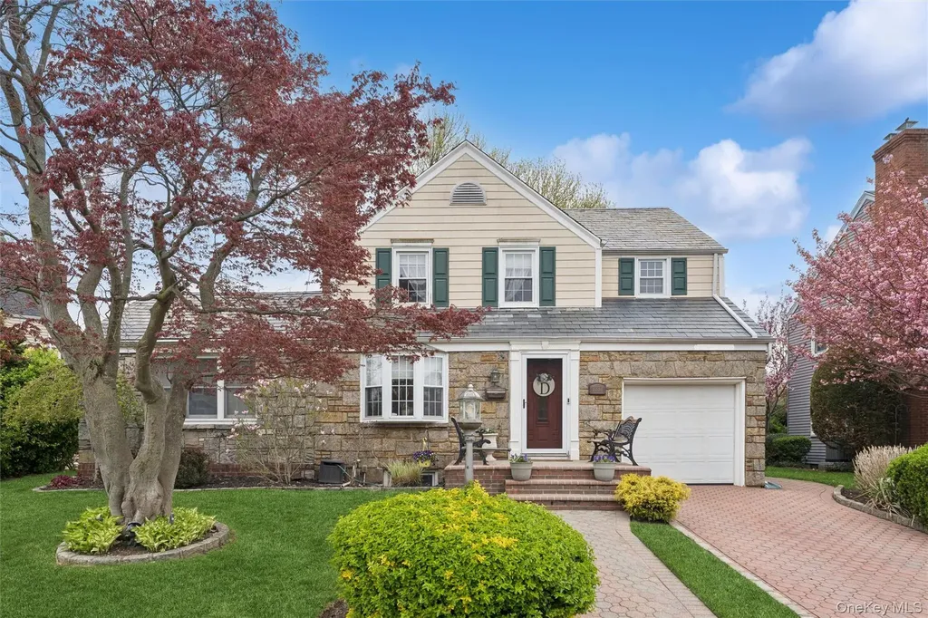 2332 Coventry Road Baldwin NY 11510