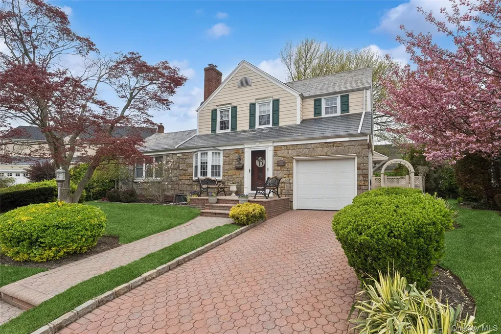 2332 Coventry Road Baldwin NY 11510