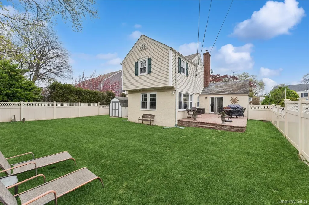 2332 Coventry Road Baldwin NY 11510