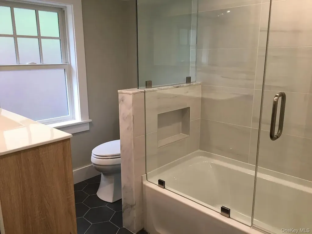 82 Douglas Road Chappaqua NY 10514