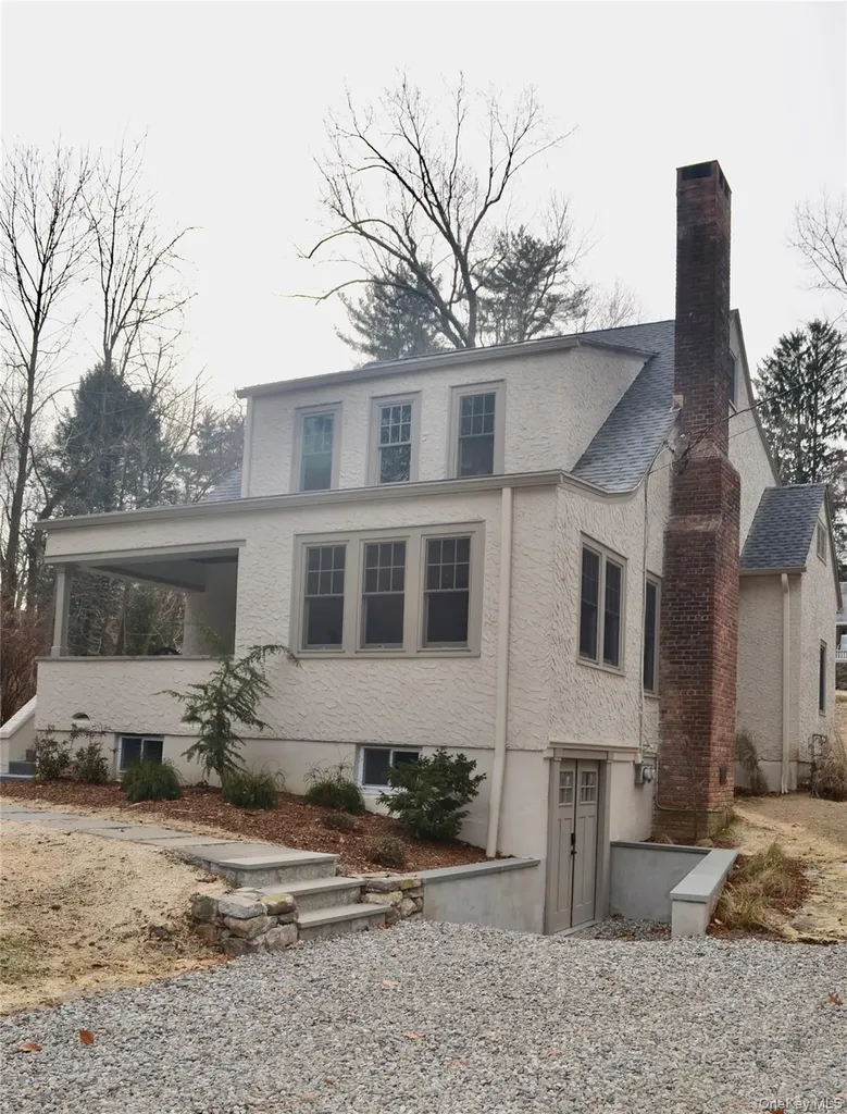 82 Douglas Road Chappaqua NY 10514