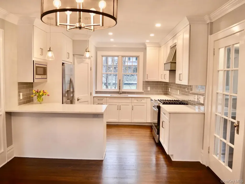 82 Douglas Road Chappaqua NY 10514