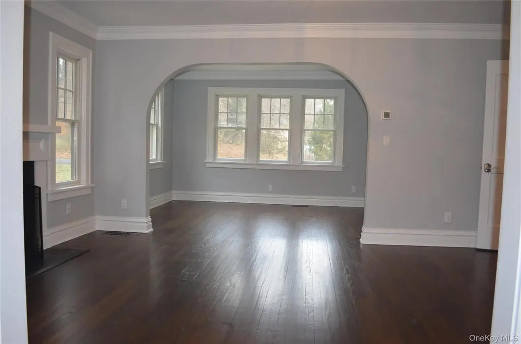 82 Douglas Road Chappaqua NY 10514