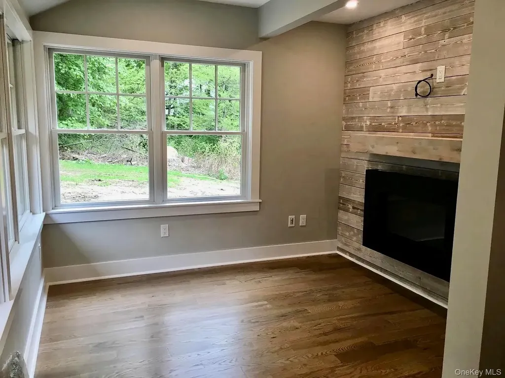 82 Douglas Road Chappaqua NY 10514