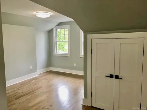 82 Douglas Road Chappaqua NY 10514