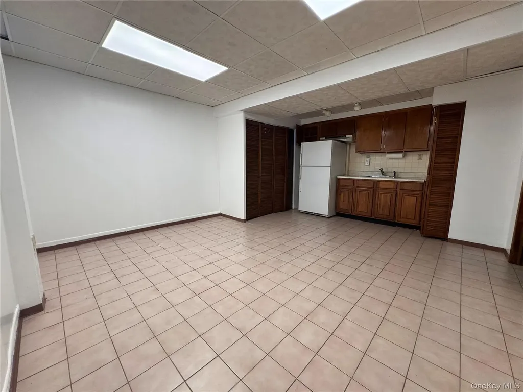14749 28th Avenue Flushing NY 11354