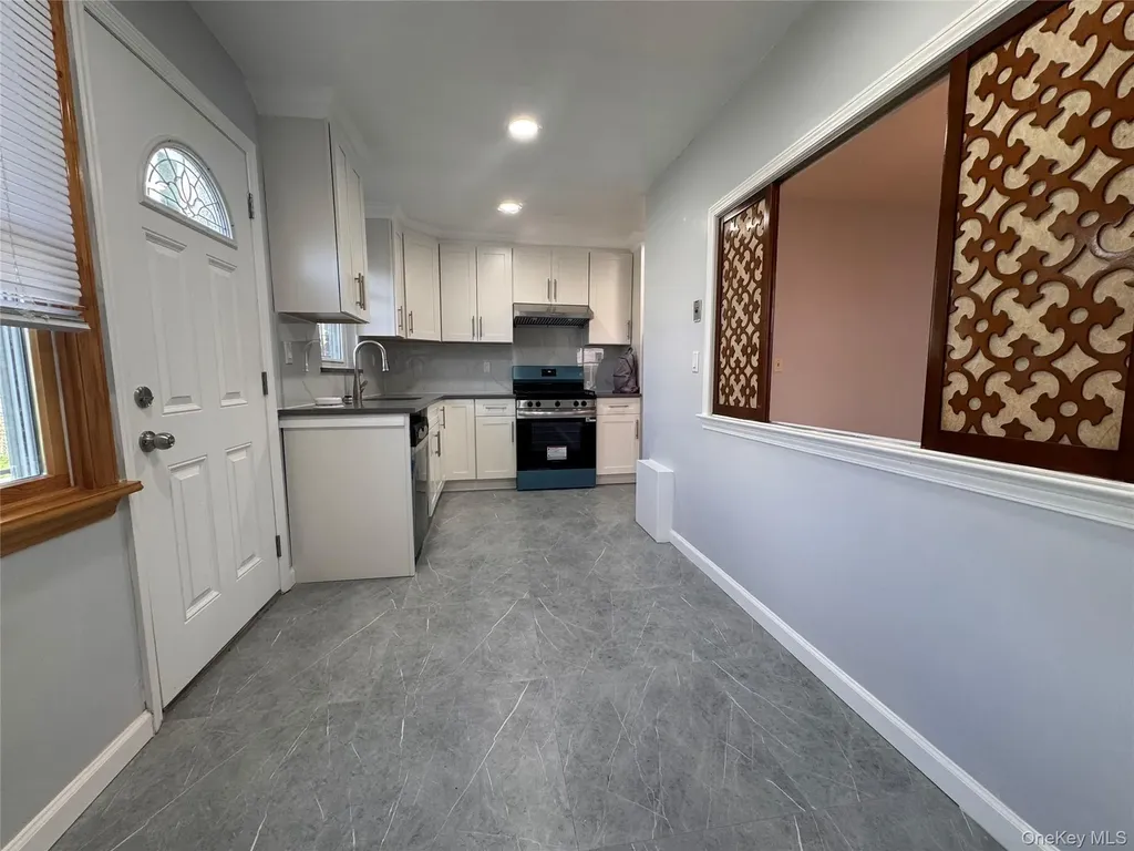 14749 28th Avenue Flushing NY 11354