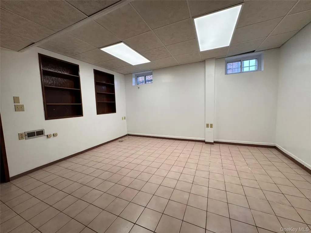 14749 28th Avenue Flushing NY 11354