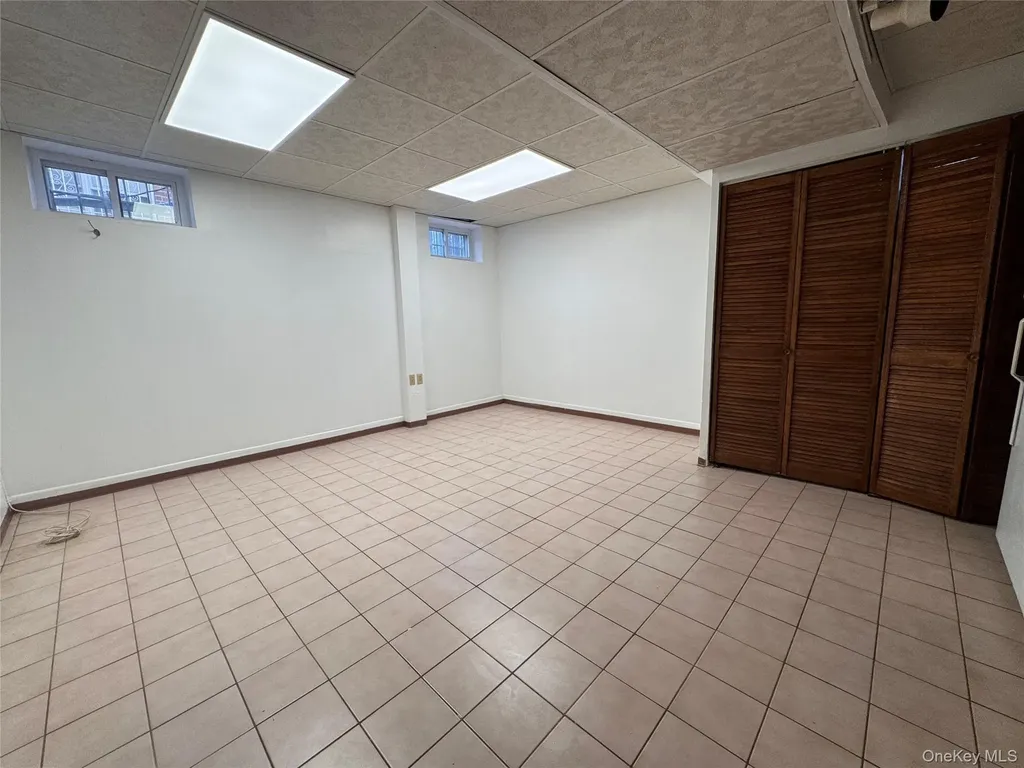 14749 28th Avenue Flushing NY 11354