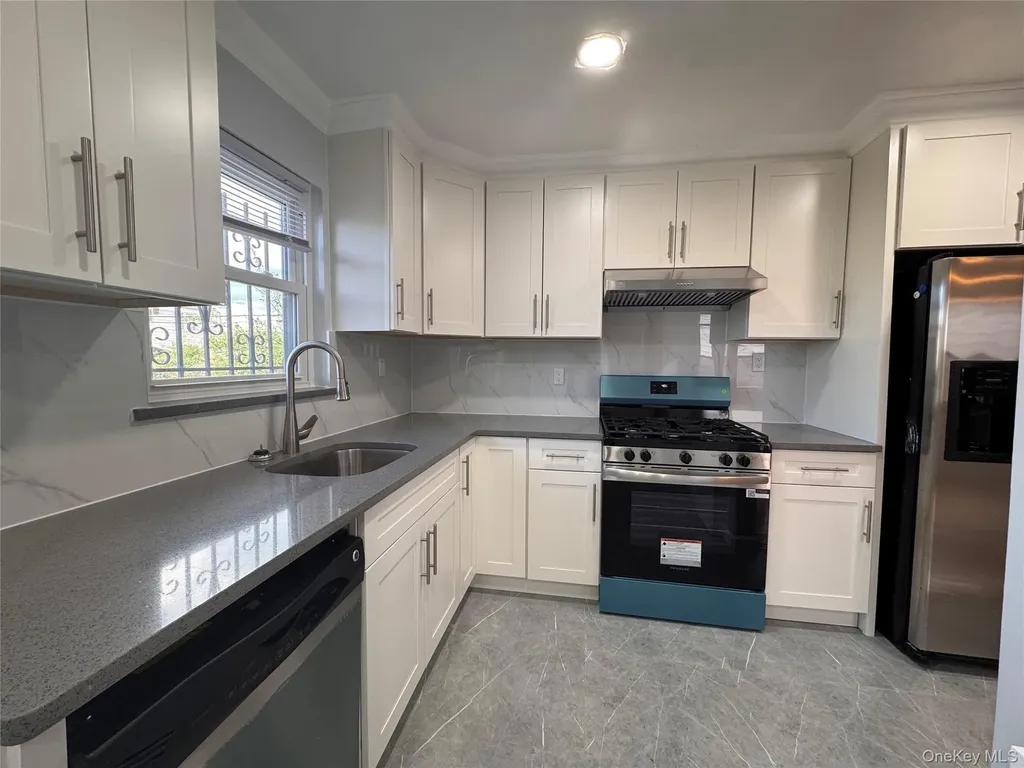 14749 28th Avenue Flushing NY 11354