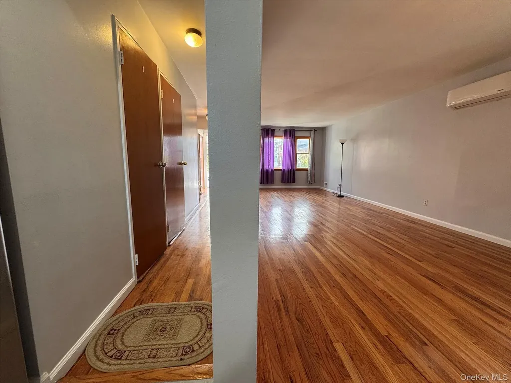 14749 28th Avenue Flushing NY 11354
