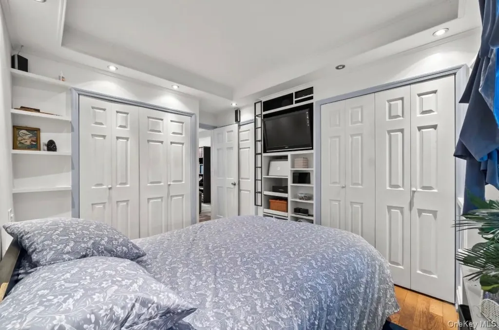 5715 66th Street Maspeth NY 11378