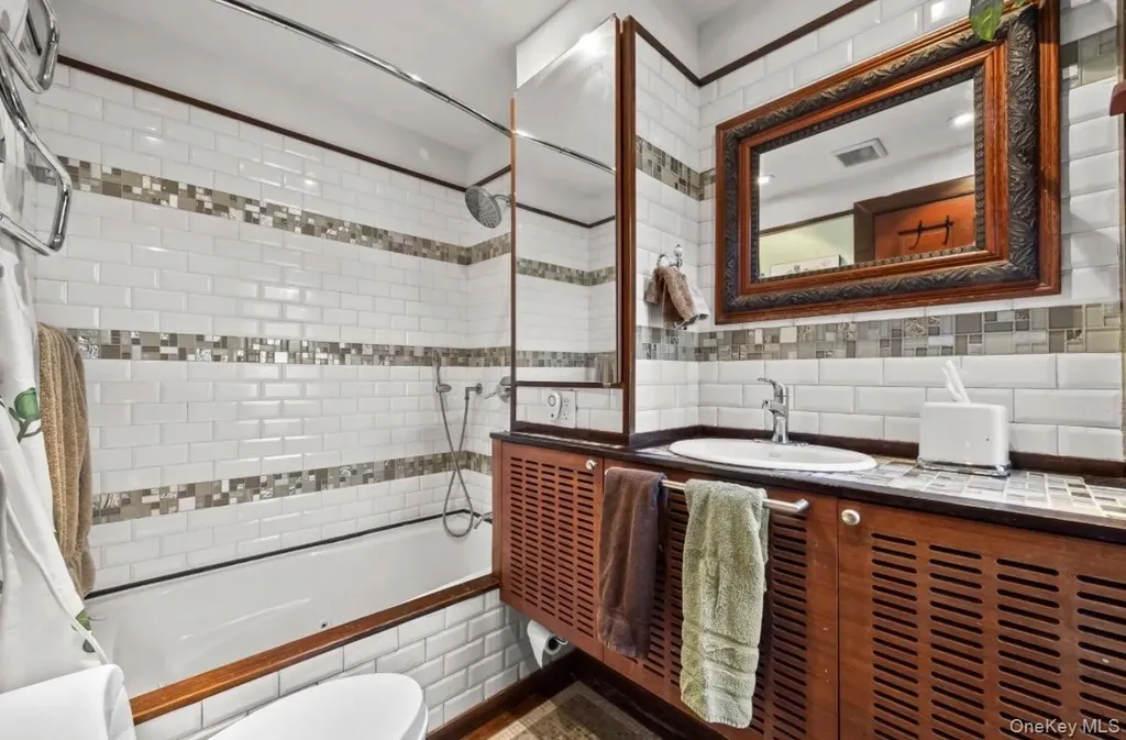 5715 66th Street Maspeth NY 11378