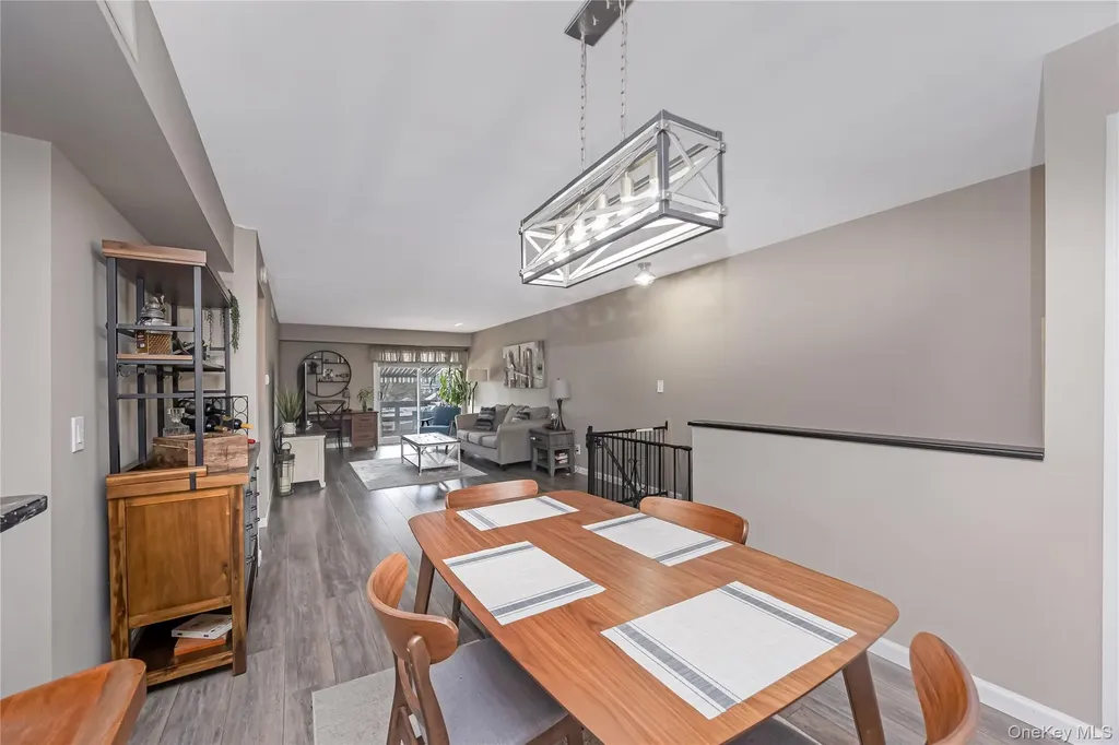 140 Mariners Way Copiague NY 11726