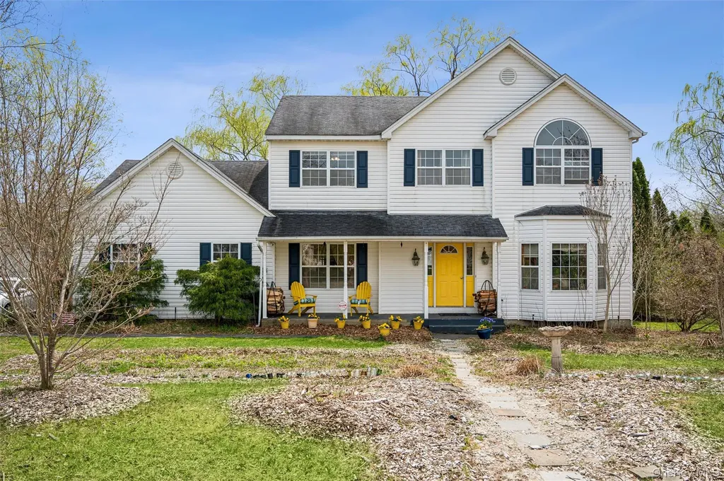 3 Shang Lee Drive Manorville NY 11949