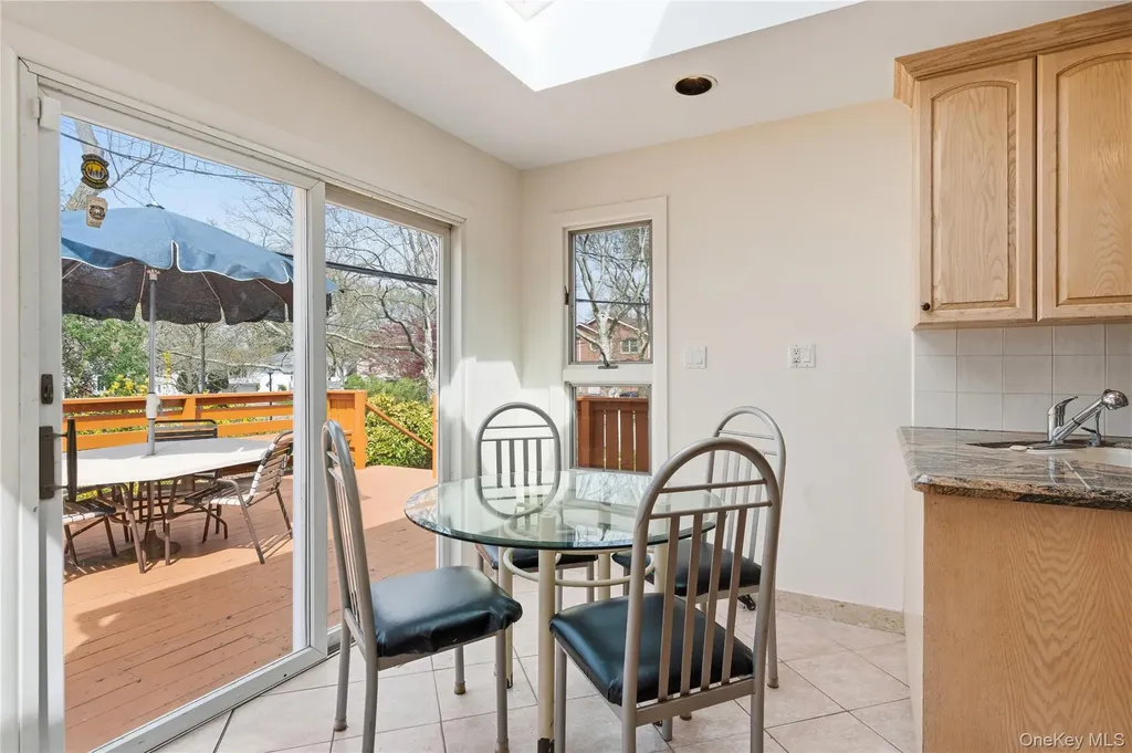 2 Starfire Lane Williston Park NY 11596