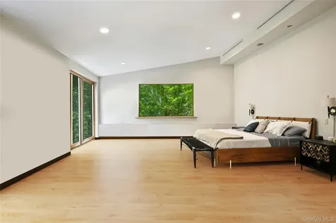 37 Sarles Street Armonk NY 10504