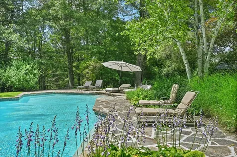 37 Sarles Street Armonk NY 10504