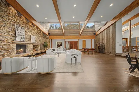 37 Sarles Street Armonk NY 10504