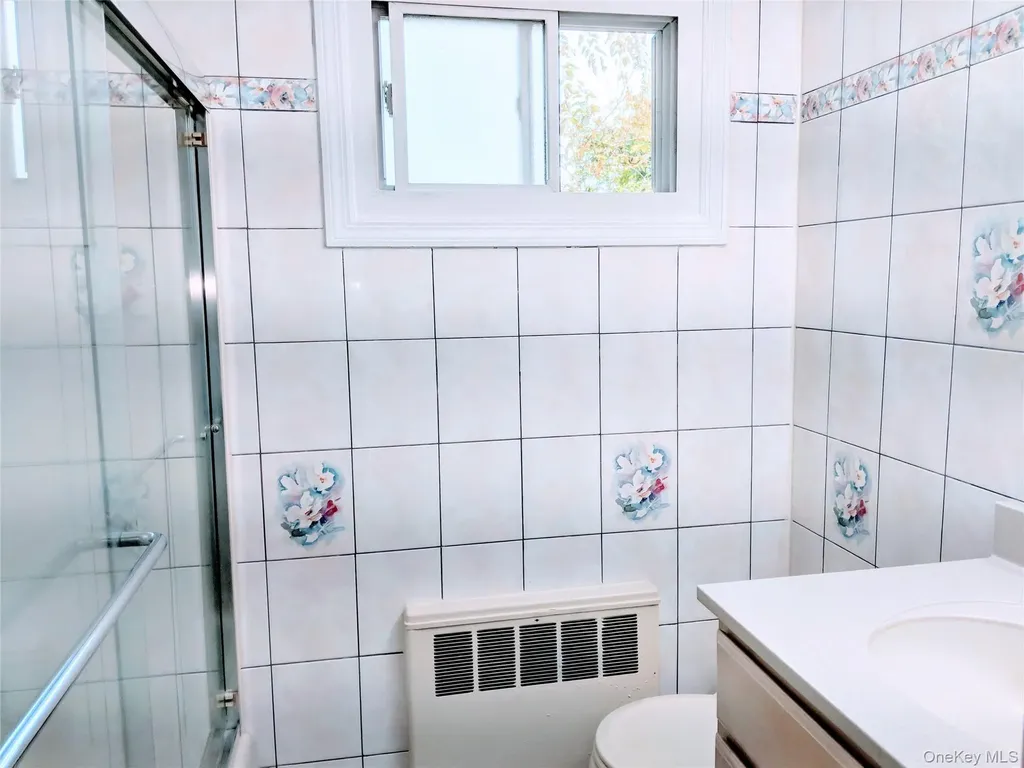 60 E Carmans Road Farmingdale NY 11735