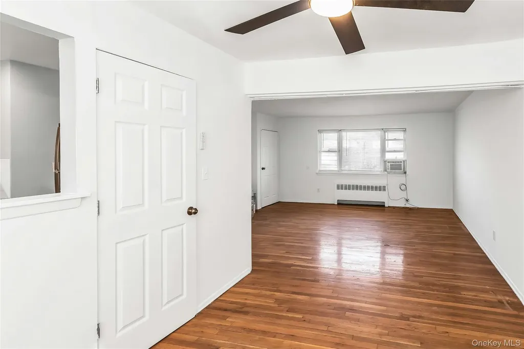 60 E Carmans Road Farmingdale NY 11735