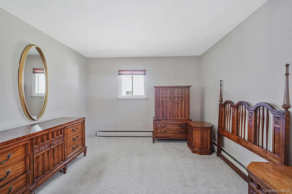 13 Bee Drive Hauppauge NY 11788