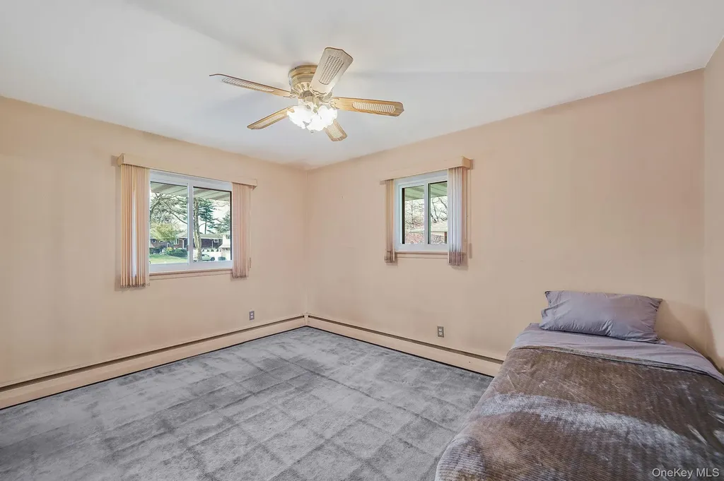 13 Bee Drive Hauppauge NY 11788