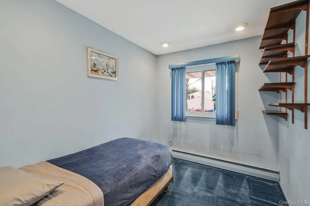 13 Bee Drive Hauppauge NY 11788
