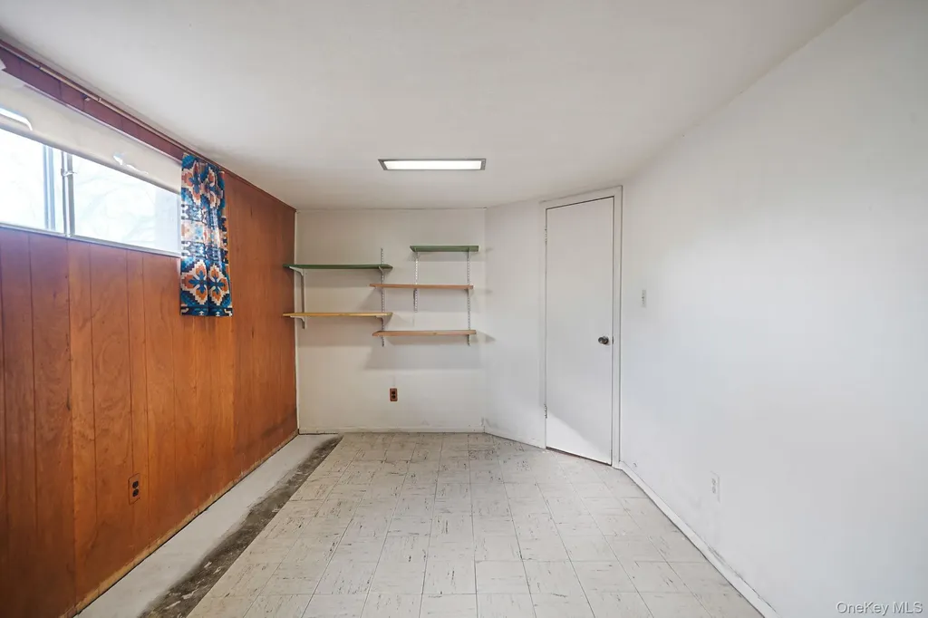 13 Bee Drive Hauppauge NY 11788