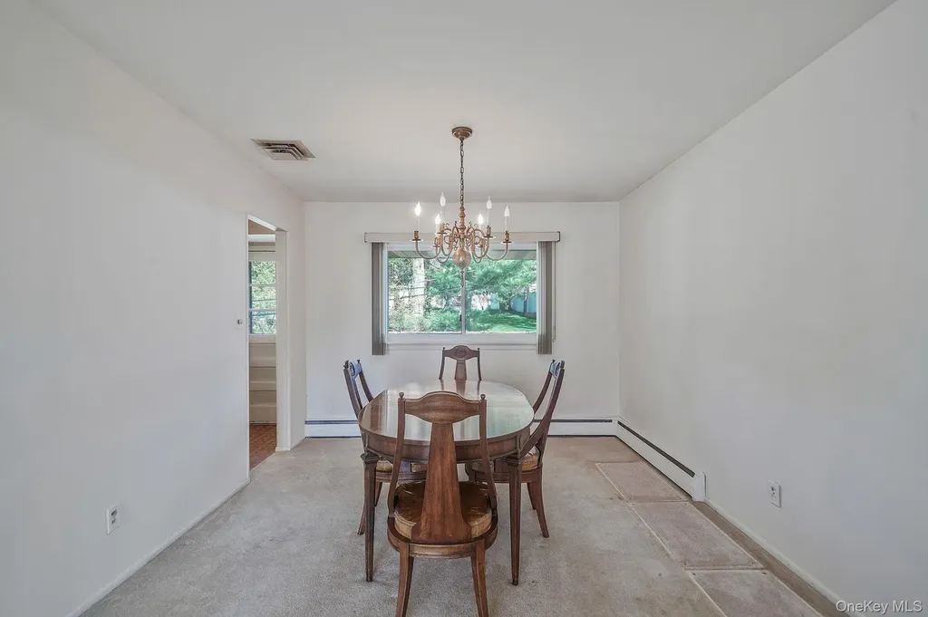 13 Bee Drive Hauppauge NY 11788