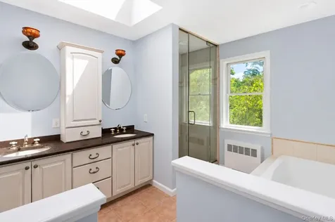 472 Union Valley Road Mahopac NY 10541