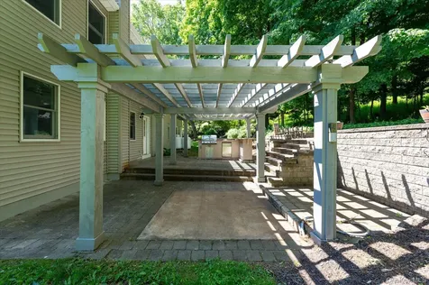 472 Union Valley Road Mahopac NY 10541