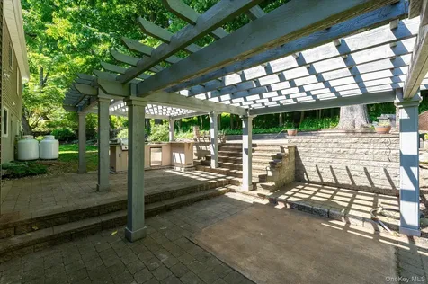 472 Union Valley Road Mahopac NY 10541