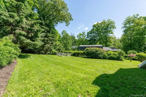 472 Union Valley Road Mahopac NY 10541