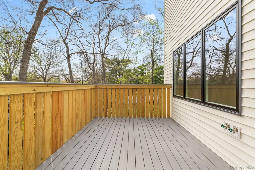 5 Mirror Lake Road Spring Valley NY 10977