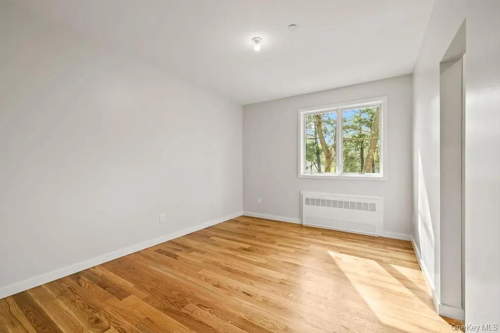 5 Mirror Lake Road Spring Valley NY 10977