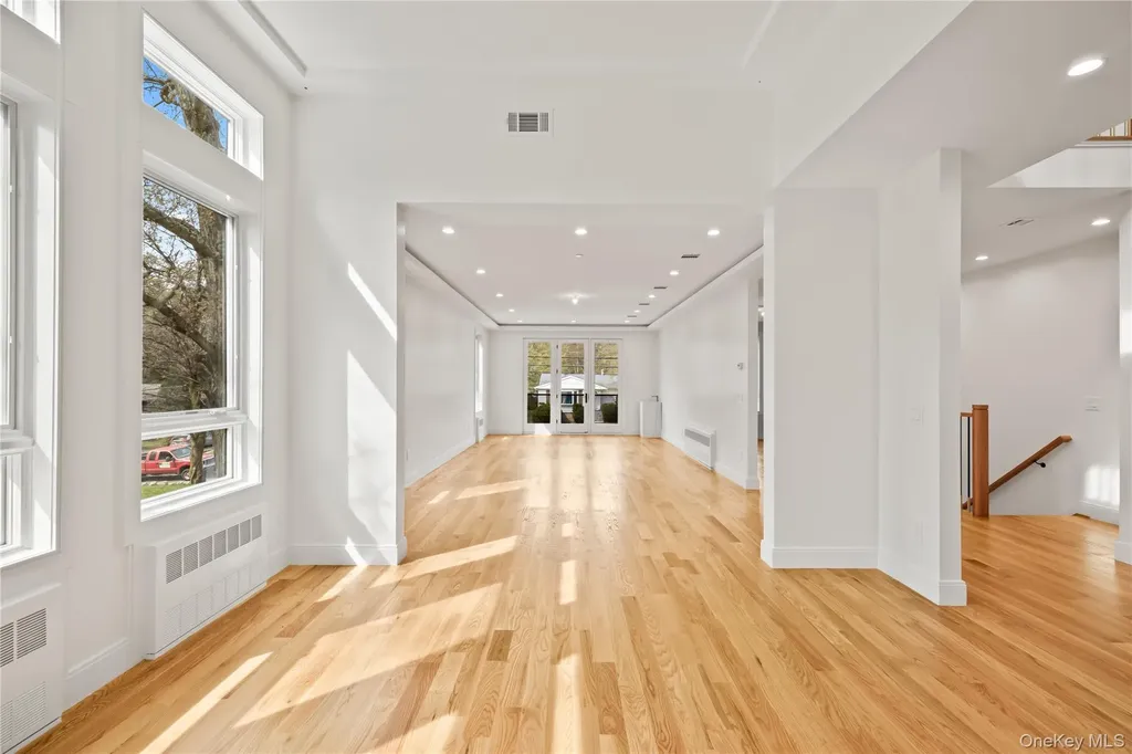 5 Mirror Lake Road Spring Valley NY 10977