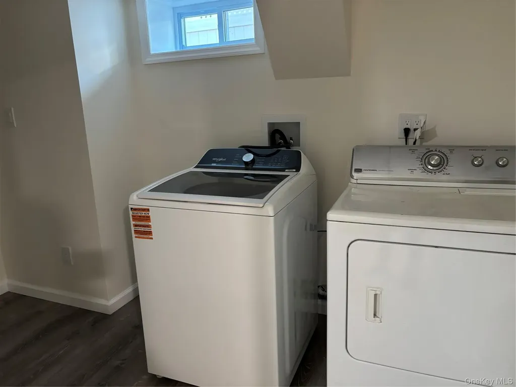 39 Buckingham Place Lynbrook NY 11563