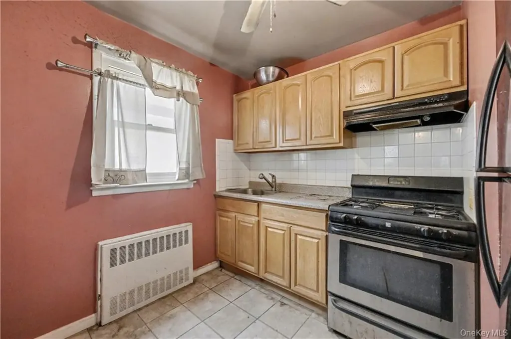 429 S 9th Avenue Mount Vernon NY 10550