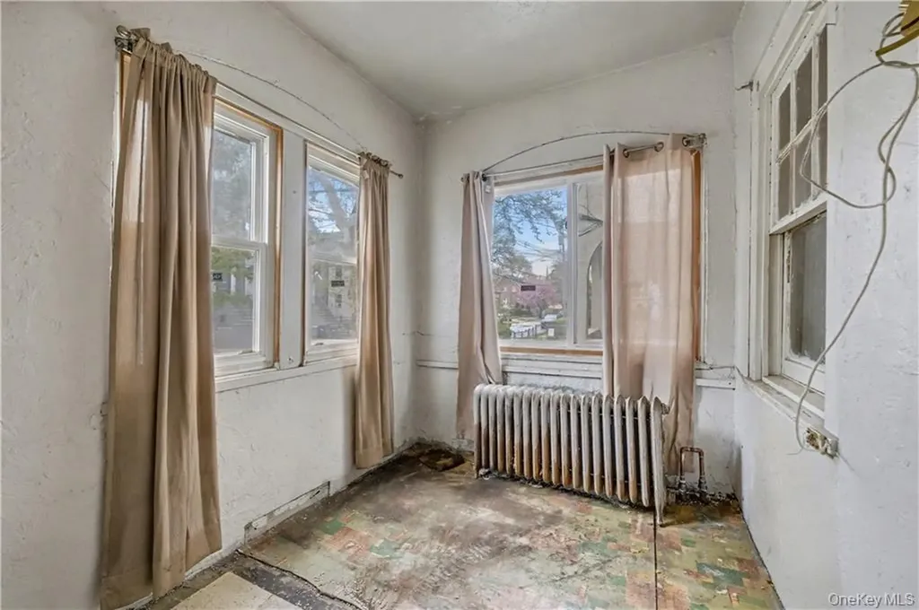 429 S 9th Avenue Mount Vernon NY 10550