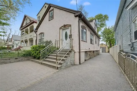 429 S 9th Avenue Mount Vernon NY 10550