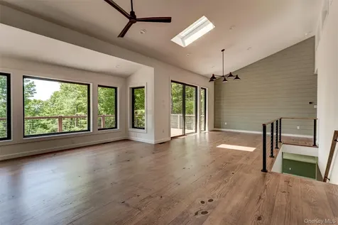 119 Overlook Circle Fremont Center NY 12736