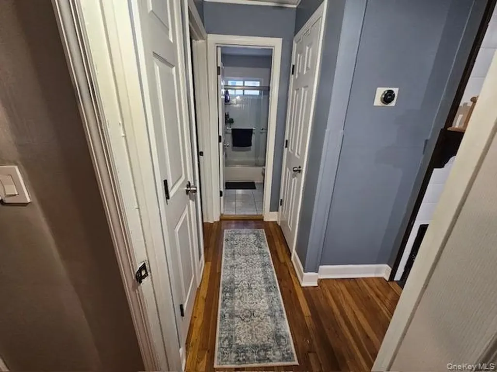 18 Robert Street Freeport NY 11520