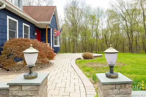 64 Travis Road Pleasant Valley NY 12538